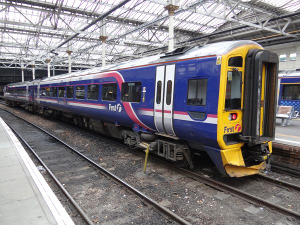 uk-scotrail-class158-edinburgh-071114-full.jpg